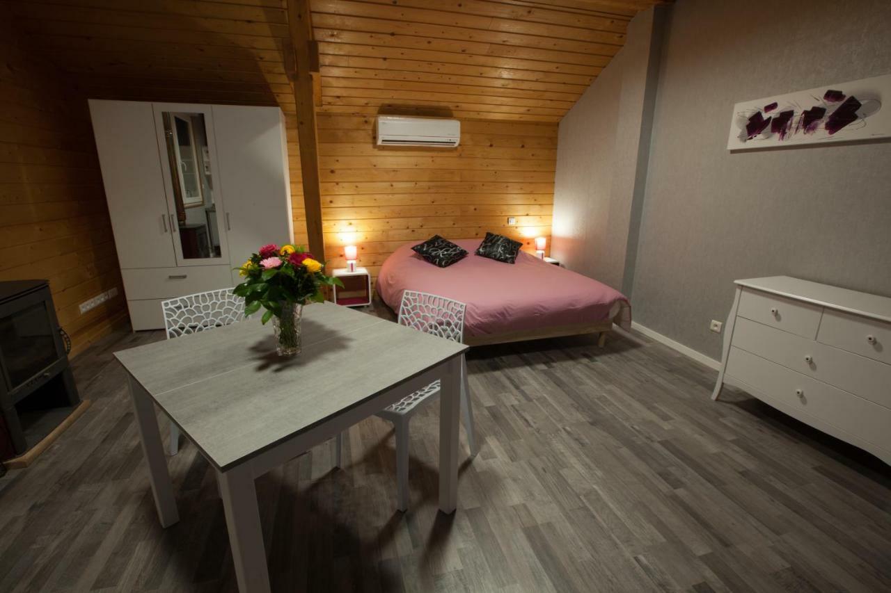 Chambres D'Hotes Les Houes La Grande Fosse Esterno foto